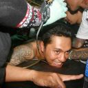 TETAP TERSENYUM